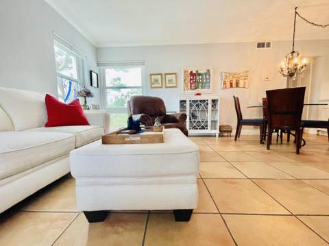 234 Hibiscus Avenue #271, Lauderdale-By-The-Sea FL - photo 12 of 31