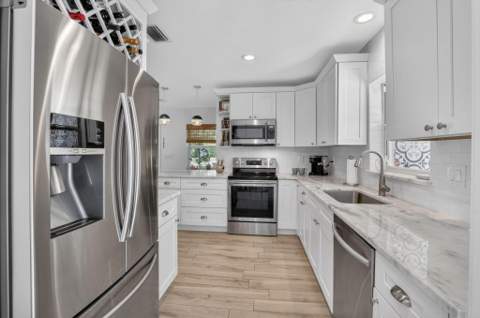 1501 Dale Lane, Delray Beach FL - photo 12 of 56