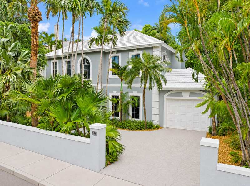 3 bedroom Single Family Residence at 234 Park Avenue, Bungalow Park Add, Palm Beach — photo 1