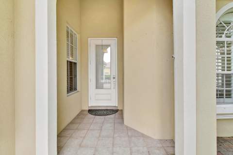 4718 Dovehill Drive, Palm Beach Gardens FL - photo 6 of 58