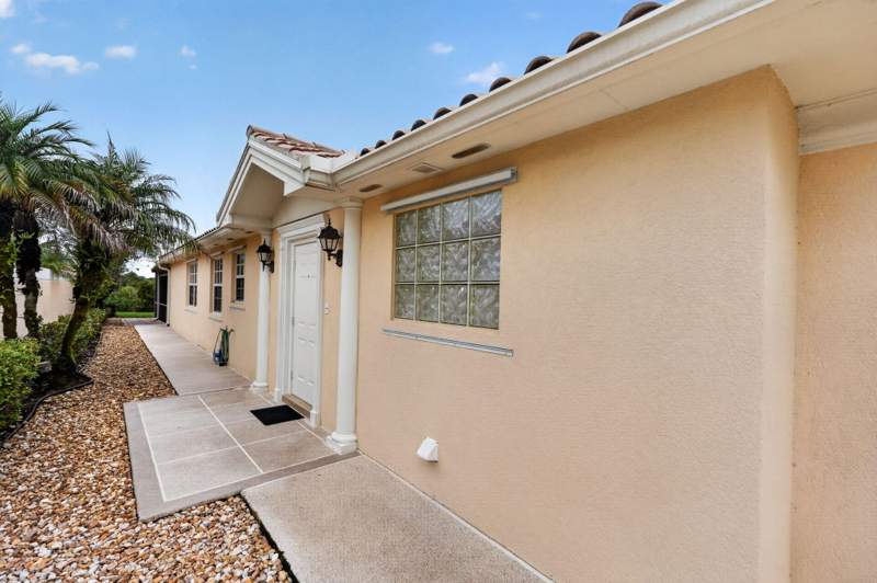 2 bedroom Villa at 3446 SE Glacier Terrace, The Retreat, Hobe Sound — photo 5