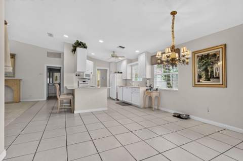 3446 SE Glacier Terrace, Hobe Sound FL - photo 24 of 48