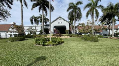 6865 Huntington Lane #203, Delray Beach FL - photo 19 of 28