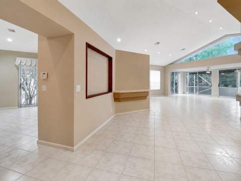 11081 Springbrook Circle, Boynton Beach FL - photo 7 of 37