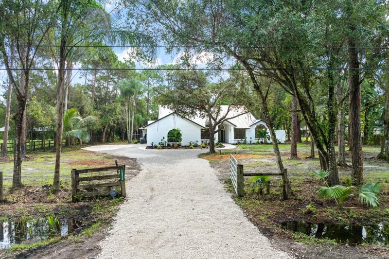 5 bedroom Single Family Residence at 18830 129th Terrace, Jupiter Farms, Jupiter Farms — photo 2