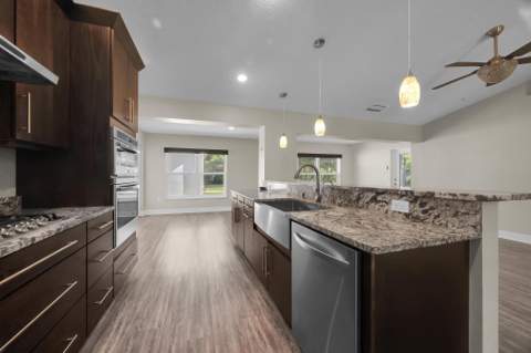 8330 Hidden Pines Road, Fort Pierce FL - photo 16 of 34