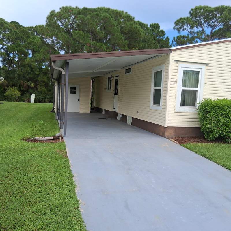 2 bedroom Manufactured Home at 2629 Caper Court, Savanna Club Plat I, Port St. Lucie — photo 2