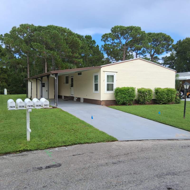 2 bedroom Manufactured Home at 2629 Caper Court, Savanna Club Plat I, Port St. Lucie — photo 3