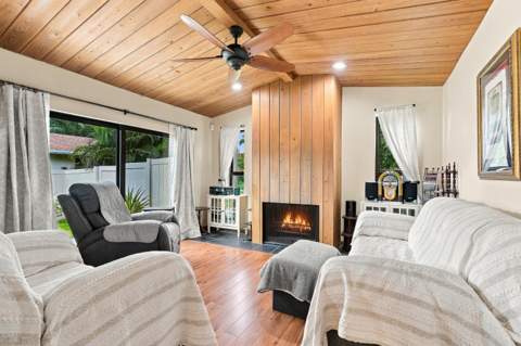 99 Cuyahoga Road, Lake Worth FL - photo 6 of 57
