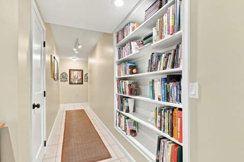 99 Cuyahoga Road, Lake Worth FL - photo 9 of 57