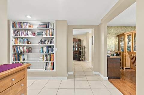 99 Cuyahoga Road, Lake Worth FL - photo 10 of 57