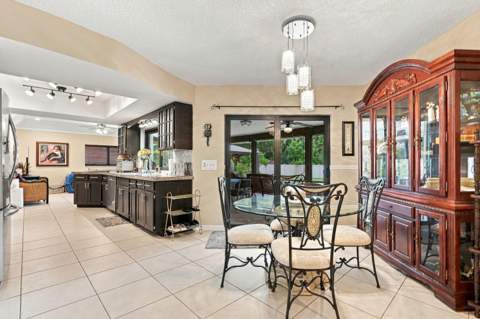 99 Cuyahoga Road, Lake Worth FL - photo 18 of 57