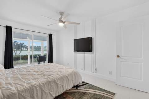 1061 Exeter D, Boca Raton FL - photo 14 of 82