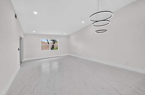 8224 Summerbreeze Lane, Boca Raton FL - photo 9 of 35