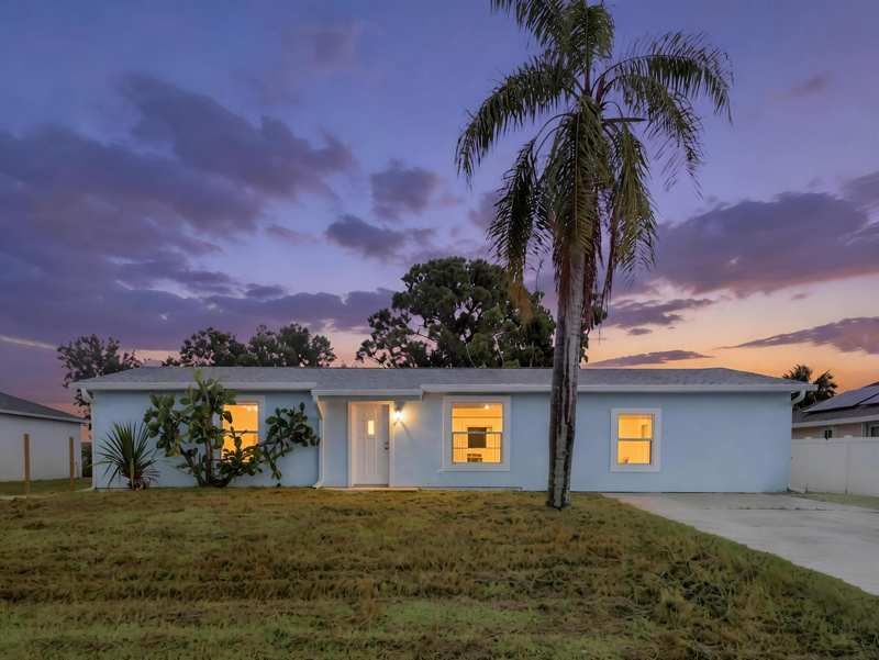 3 bedroom Single Family Residence at 711 NW Riverside Drive, Port St Lucie Section 25, Port St. Lucie — photo 1
