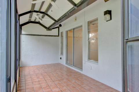 8864 Sunscape Lane, Boca Raton FL - photo 14 of 15