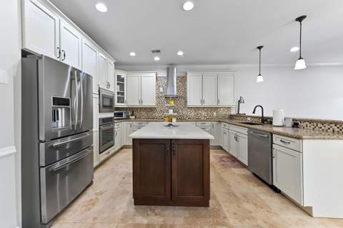 8249 Viale Matera, Lake Worth FL - photo 16 of 53