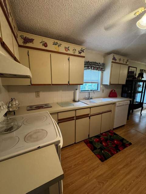 24 Flores Del Norte, Fort Pierce FL - photo 9 of 35