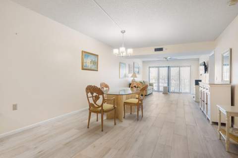 901 Seafarer Circle #306, Jupiter FL - photo 15 of 42