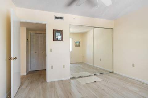 901 Seafarer Circle #306, Jupiter FL - photo 18 of 42