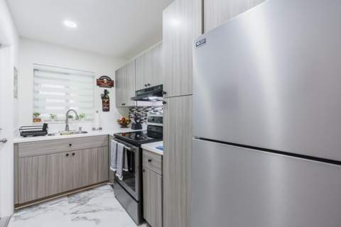 1425 Arthur Street #111B, Hollywood FL - photo 10 of 31