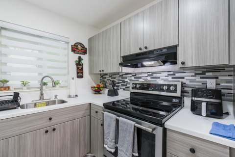 1425 Arthur Street #111B, Hollywood FL - photo 11 of 31