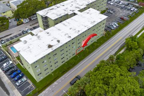 1425 Arthur Street #111B, Hollywood FL - photo 21 of 31