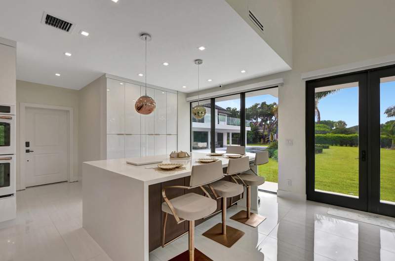 5 bedroom Single Family Residence at 10385 Avenida Del Rio, Rio Poco, Delray Beach — photo 5