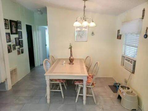 2 bedroom Mobile Home at 4748 SE Balsawood Terrace, Palmlake Gardens & Estates, Stuart — photo 4