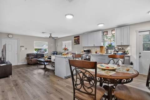 5715 Garfield Street, Hollywood FL - photo 19 of 41