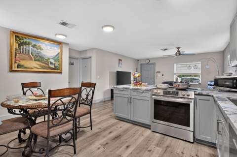 5715 Garfield Street, Hollywood FL - photo 20 of 41