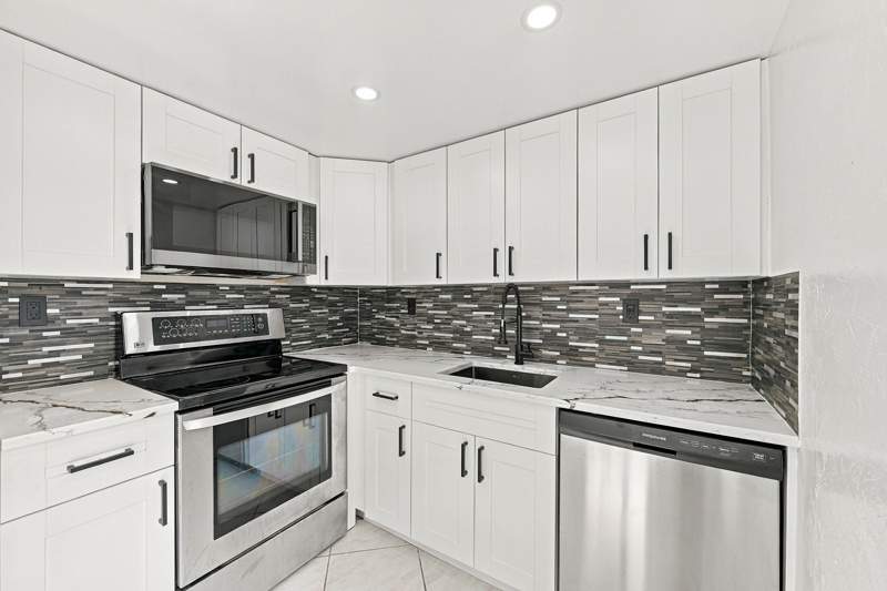 2 bedroom Condominium at 541 Burgundy L #541, Kings Point Burgundy Condos, Delray Beach — photo 3