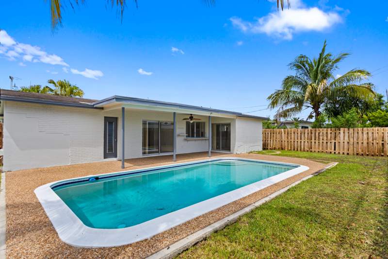 3 bedroom Single Family Residence at 2000 NW 91st Way, Sunrise Golf Village Sec 21, Sunrise — photo 5