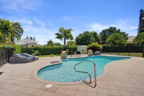 2933 E Fontana Court, Royal Palm Beach FL - photo 22 of 92