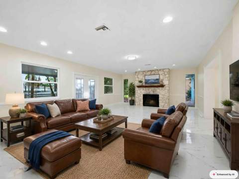 1421 Crest Drive, Lake Worth FL - photo 22 of 41