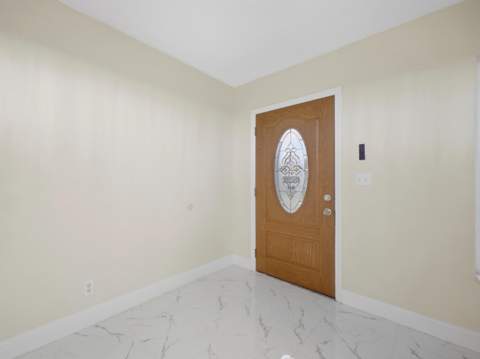 1421 Crest Drive, Lake Worth FL - photo 7 of 41