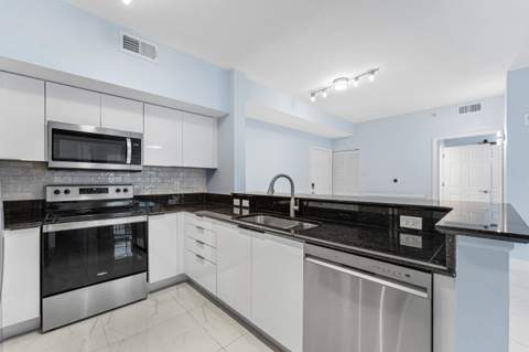 233 S Federal Highway #605, Boca Raton FL - photo 9 of 51
