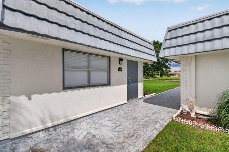 1 bedroom Villa at 75 Waterford D, Kings Point Waterford Condos, Delray Beach — photo 2