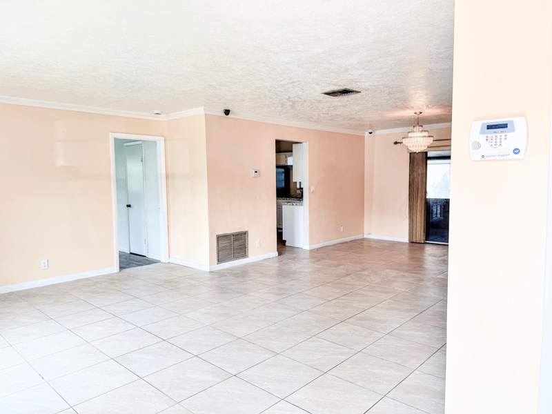 3 bedroom Single Family Residence at 650 SW 28th Way, Park Plaza, Fort Lauderdale — photo 3