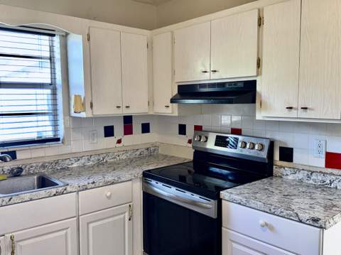 650 SW 28th Way, Fort Lauderdale FL - photo 9 of 21