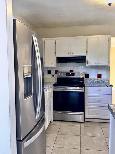 650 SW 28th Way, Fort Lauderdale FL - photo 8 of 21