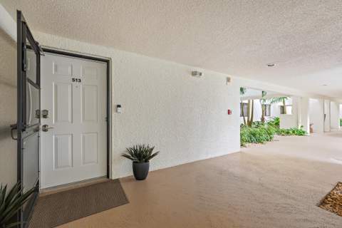 513 Oak Harbour Drive, Juno Beach FL - photo 22 of 39