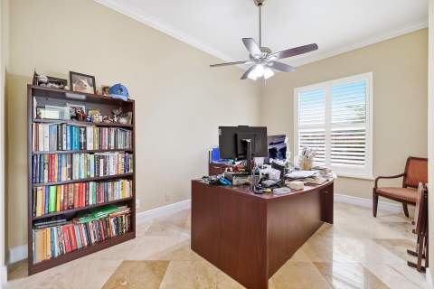 1261 Beacon Circle, Wellington FL - photo 15 of 44