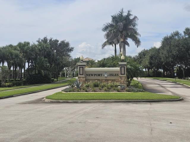 1919 Newport Isles Boulevard