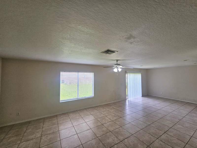 4 bedroom Single Family Residence at 1919 Newport Isles Boulevard, First Replat Of Portofino Isles, Port St. Lucie — photo 5
