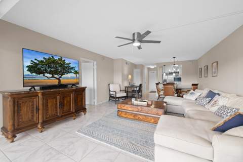 390 N Federal Highway #202, Deerfield Beach FL - photo 7 of 46