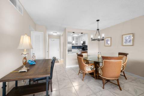 390 N Federal Highway #202, Deerfield Beach FL - photo 10 of 46