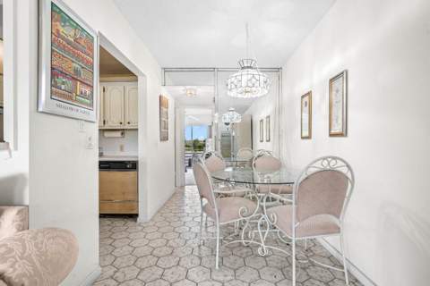 105 Brighton C, Boca Raton FL - photo 8 of 23