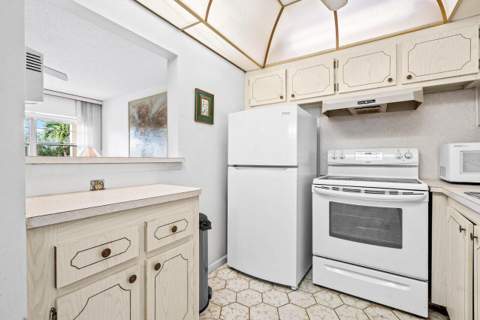 105 Brighton C, Boca Raton FL - photo 12 of 23