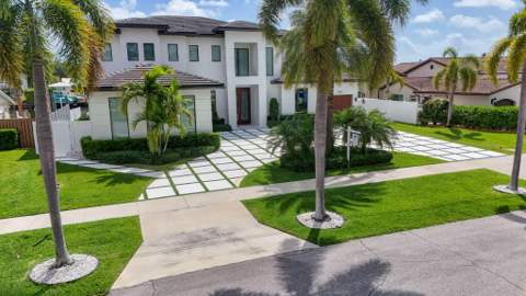 824 Shore Drive, North Palm Beach FL - photo 9 of 133